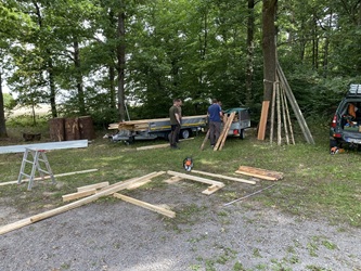 Hochsitzbau der Jagdschule im Kurs 2025