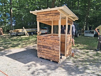 Hochsitzbau der Jagdschule im Kurs 2025