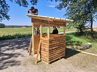 Hochsitzbau der Jagdschule im Kurs 2025